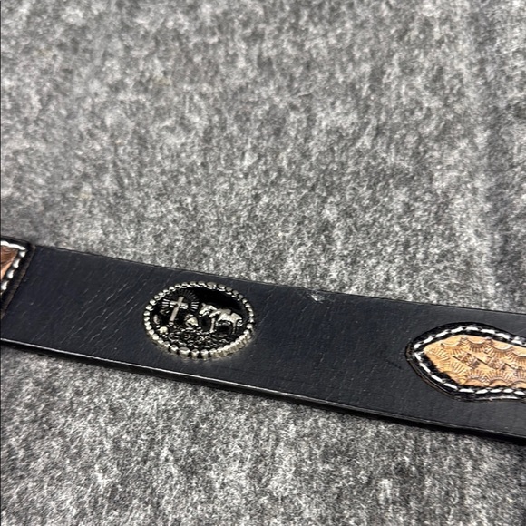 Black and Tan Woven Leather Belt with Silver Buckle - Picture 9 of 9